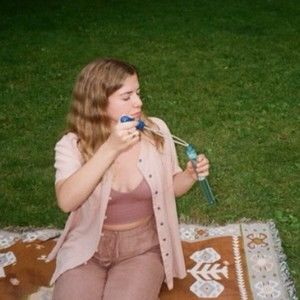 Meet your Posher, Megan